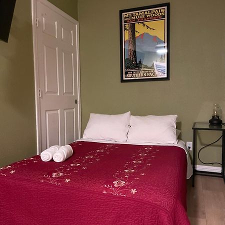 Private Room In Los Angeles With Ac, Strong Wifi, Smart Tv, Work Desk Near Sofi Stadium Eksteriør billede