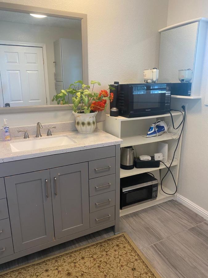 Private Room In Los Angeles With Ac, Strong Wifi, Smart Tv, Work Desk Near Sofi Stadium Eksteriør billede