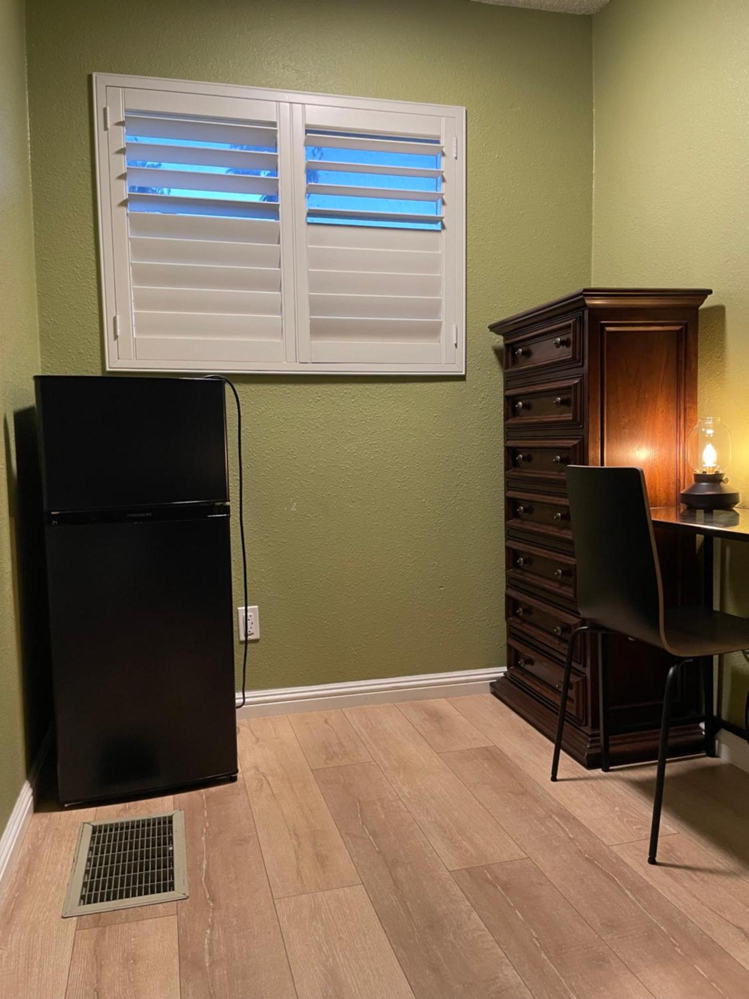 Private Room In Los Angeles With Ac, Strong Wifi, Smart Tv, Work Desk Near Sofi Stadium Eksteriør billede