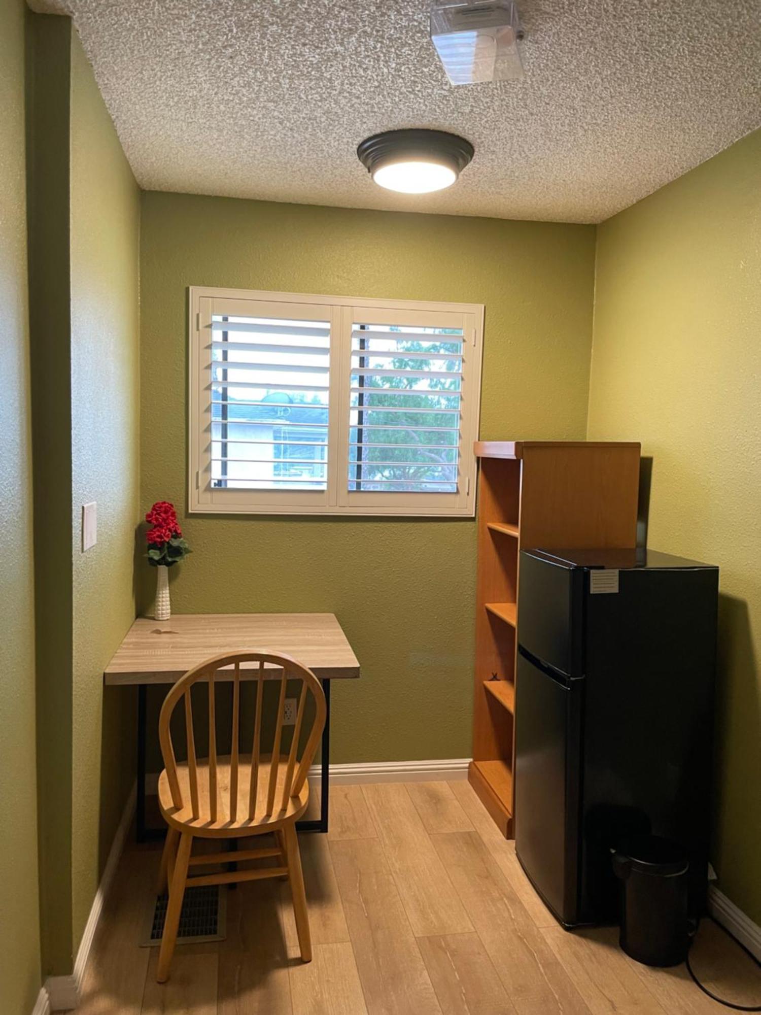 Private Room In Los Angeles With Ac, Strong Wifi, Smart Tv, Work Desk Near Sofi Stadium Eksteriør billede
